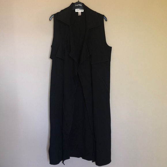 Long vest - Picture 1 of 5